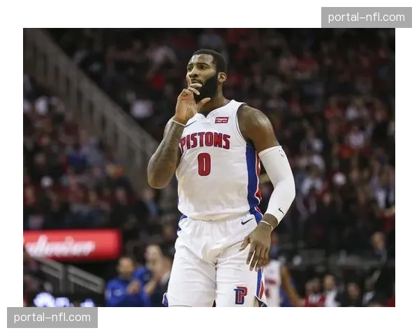 老鹰队特雷-杨加练超远三分,以适应新版进攻时间规则 老鹰队特雷-杨加练超远三分,以适应新版进攻时间规则