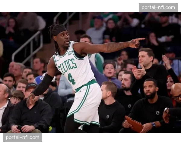 凯尔特人绝杀解析:霍勒迪边线发球,塔图姆“电梯门”战术奏效 凯尔特人绝杀解析:霍勒迪边线发球,塔图姆“电梯门”战术奏效