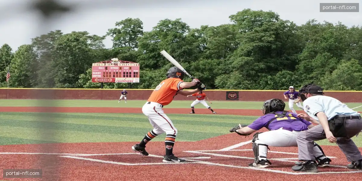 🚀 带伤作战坚持完赛,体育精神光芒万丈,速度感穿透屏幕!🩹